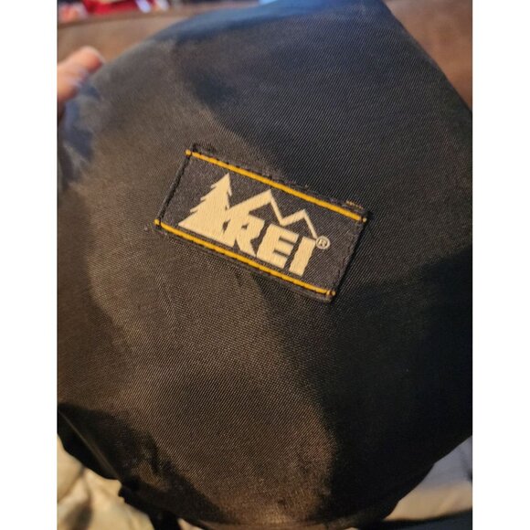 REI Other - REI Polarguard 3D Shasta +15° Men's Right Sleeping Bag Mummy Yellow,Blue,Green